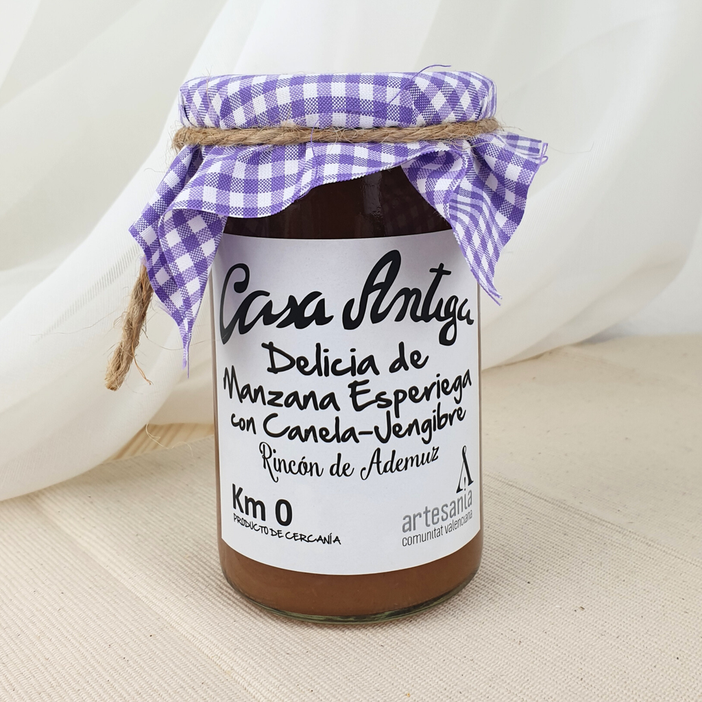 Яблочный десерт из сорта «Эспериега» с корицей и имбирем от Casa Antiga