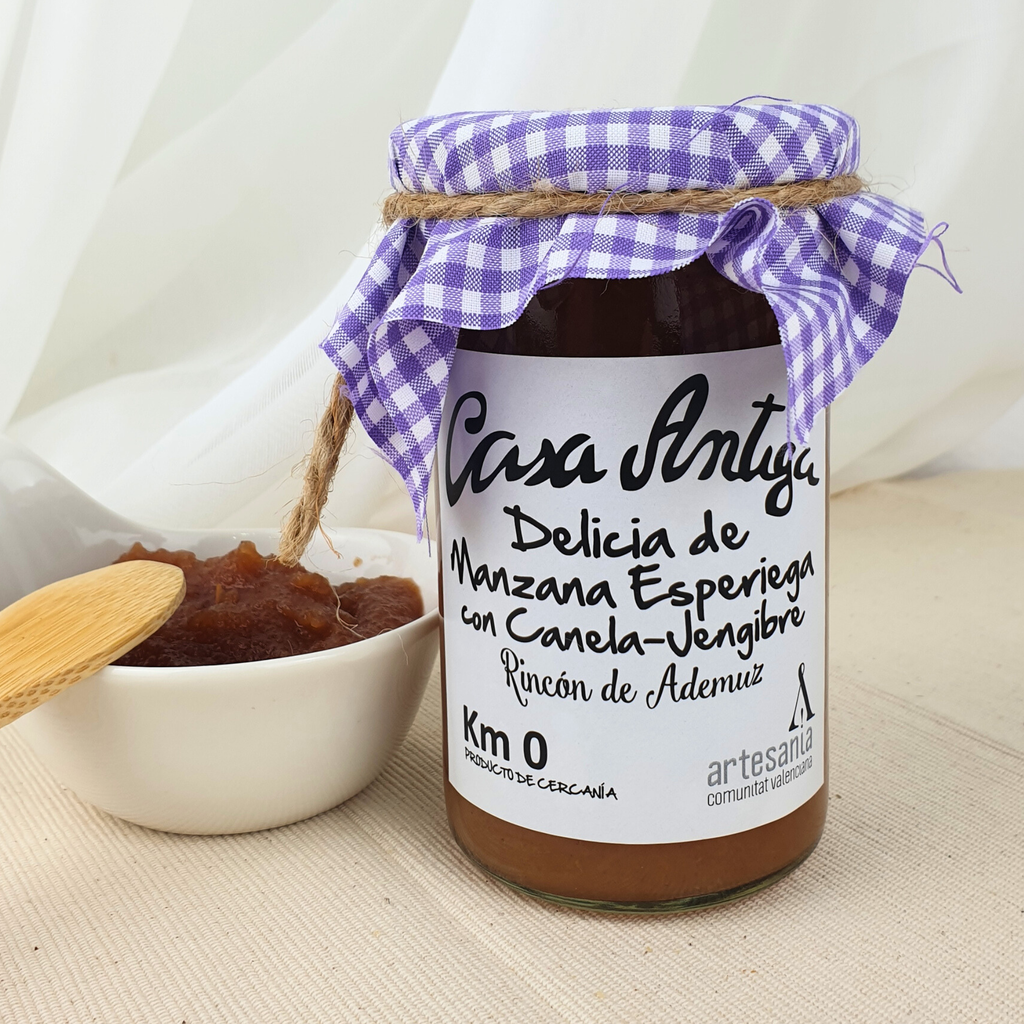 Яблочный десерт из сорта «Эспериега» с корицей и имбирем от Casa Antiga