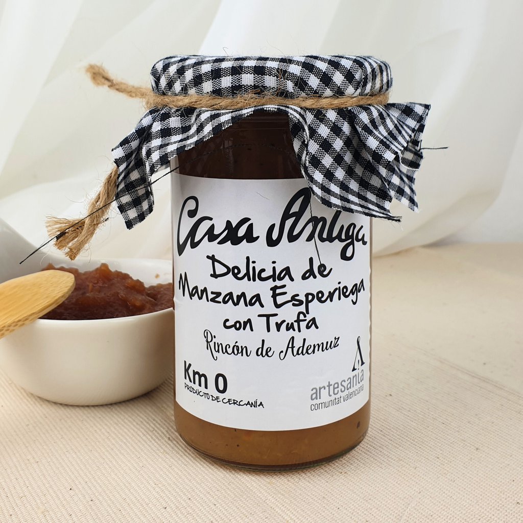 Деликатес из яблок Эспериега с трюфелем — Casa Antiga