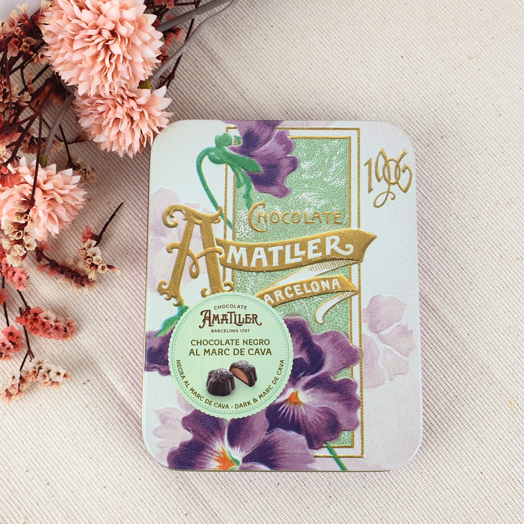 Flores de Chocolate al Marc de Cava de Chocolates Amatller